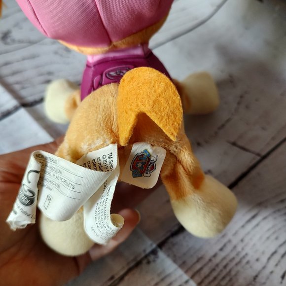 Paw Patrol Spin Master Skye Girl Dog Plush Toy 6” Puppy Stuffed Animal - Picture 4 of 7